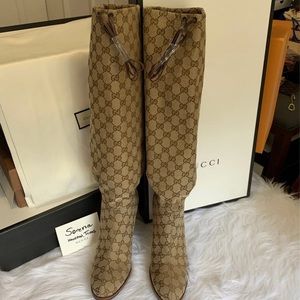 Brand New Gucci Boots. Authentication Certification included.